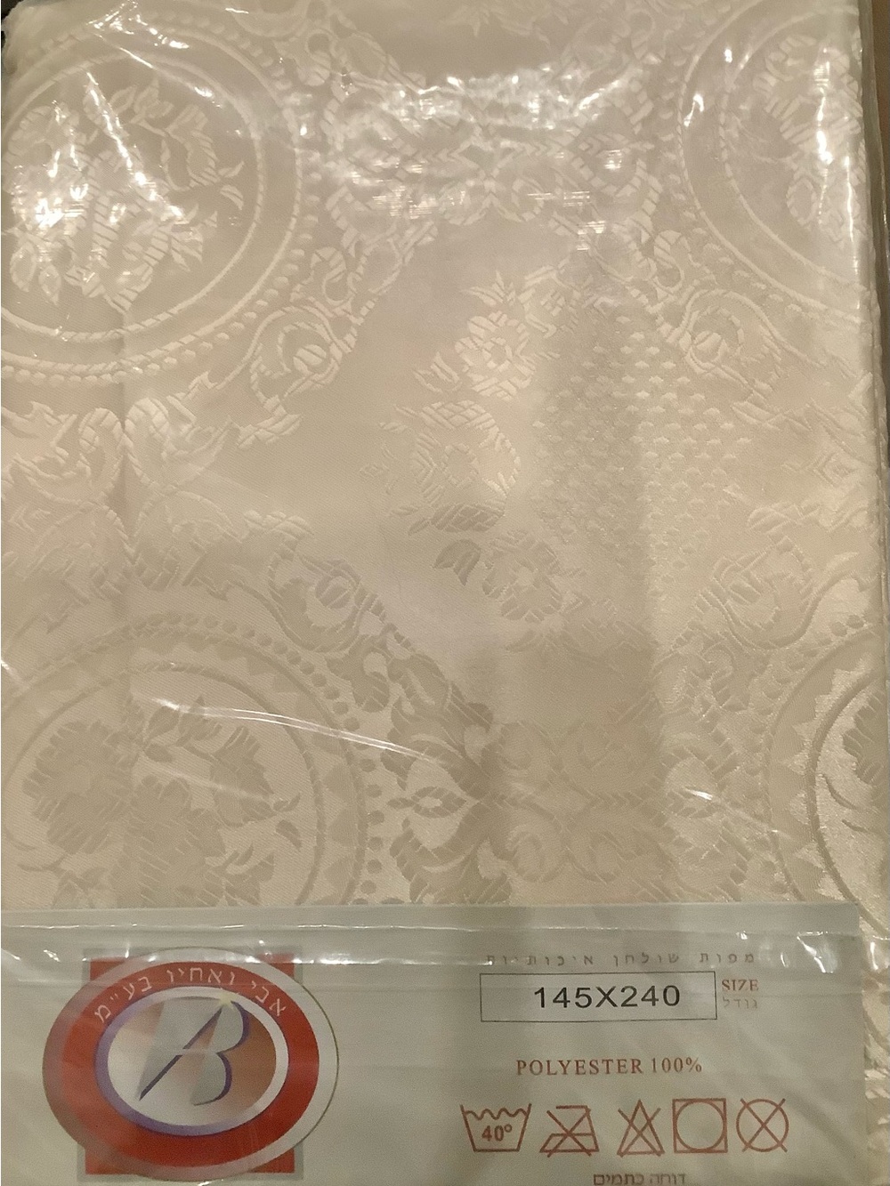 Damask Jacquard Tablecloth Woven Polyester Scroll Medallion Pattern 145x240 NEW